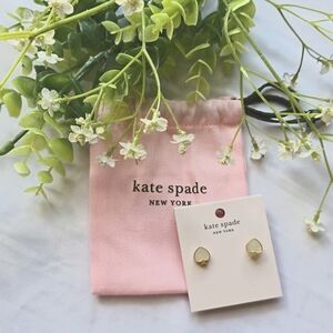 Signature Spade Cream Earrings